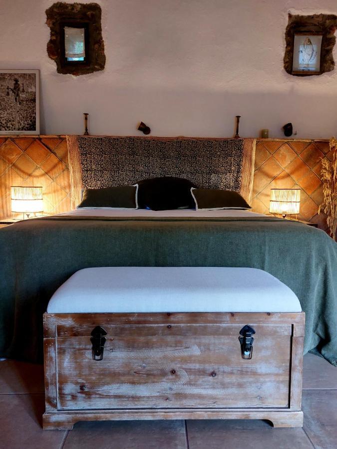 Corral D'En Romagosa Guest House Begues Luaran gambar