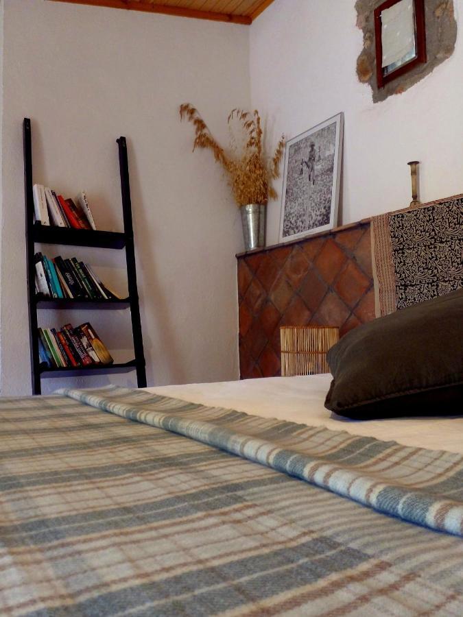 Corral D'En Romagosa Guest House Begues Luaran gambar