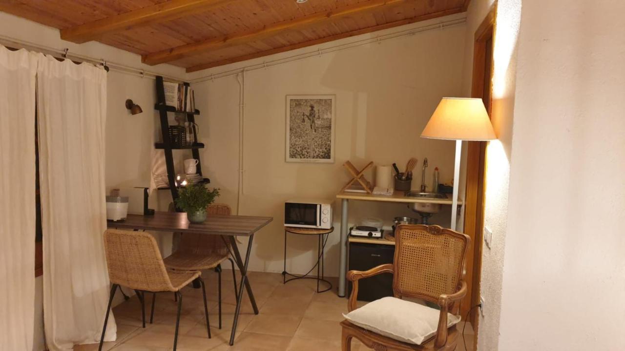 Corral D'En Romagosa Guest House Begues Luaran gambar